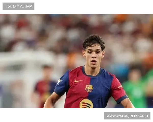 柏林足球明星盘点：那些在绿茵场上闪耀的传奇人物与新星